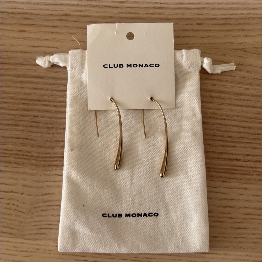 Club Monaco gold curve threader earrings